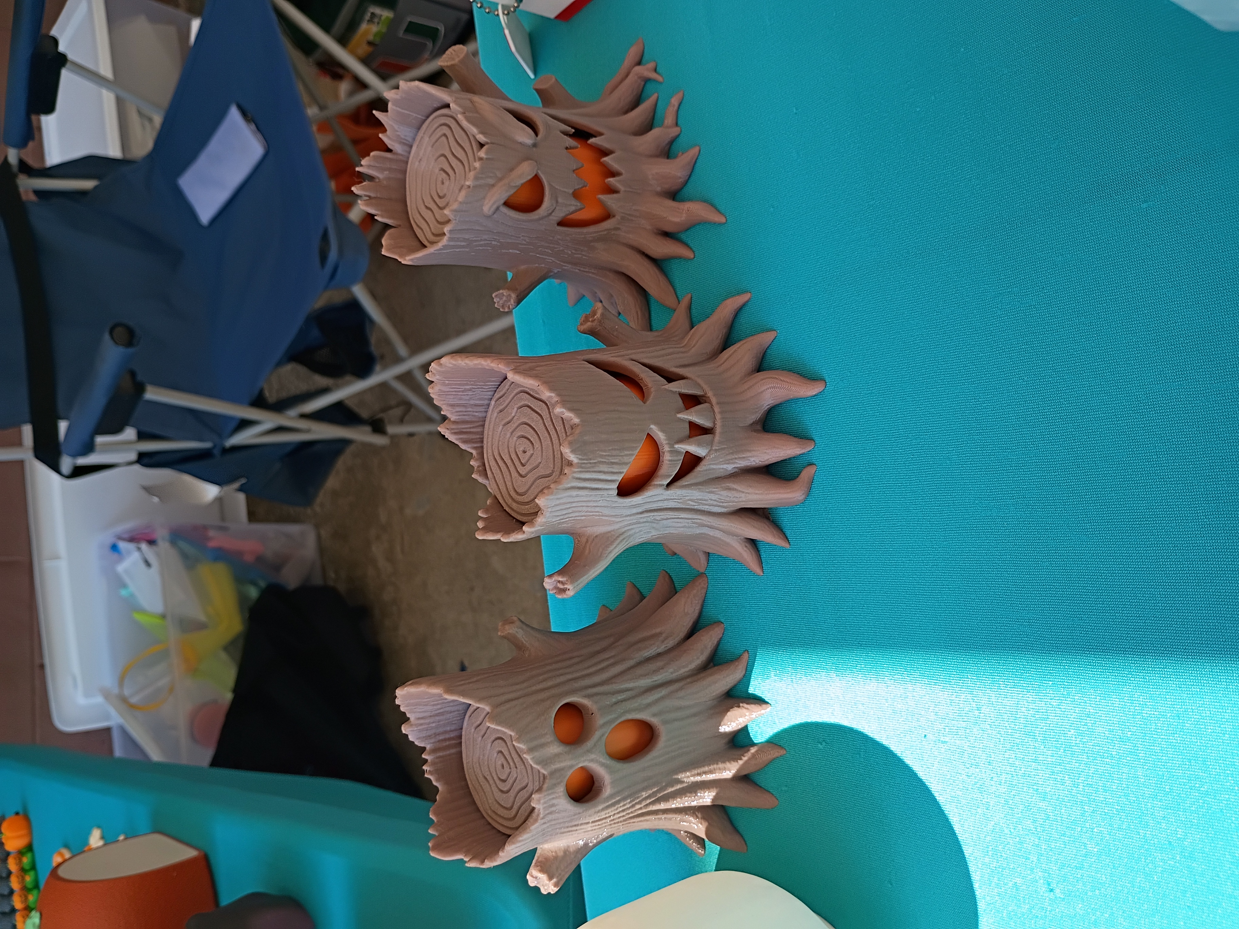 Glowing Tree-Stump Spooks